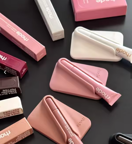 Toast Snap-On Lip Case for iPhone – MagSafe, Lip Holder & Free Lip Gloss